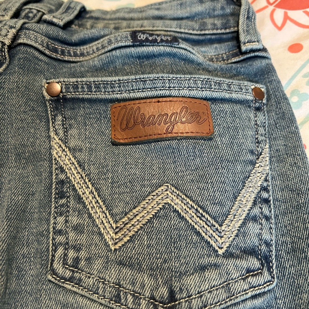 Wrangler boot cut size 24x32